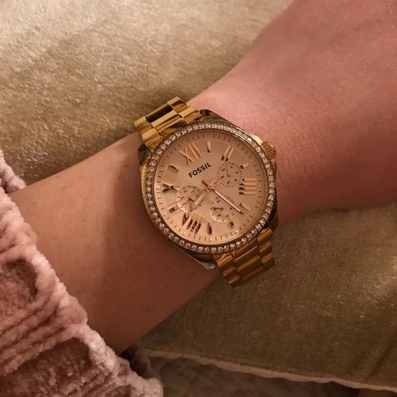 Fossil Watch - Picture 1 of 11